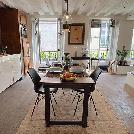 Charlot L Apartman Párizs