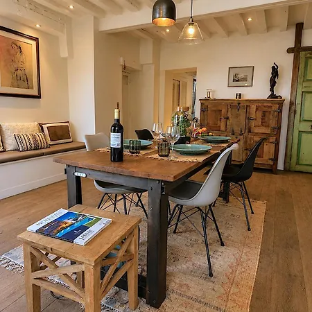 Charlot L Apartment Paris