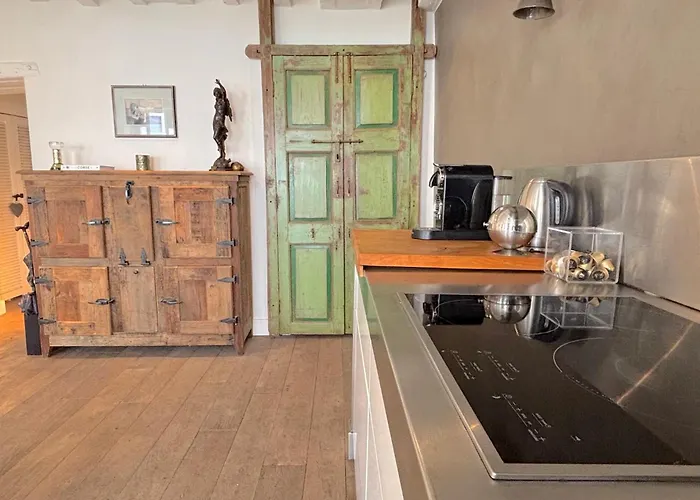 Charlot L Apartament