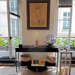 Charlot L * Paris